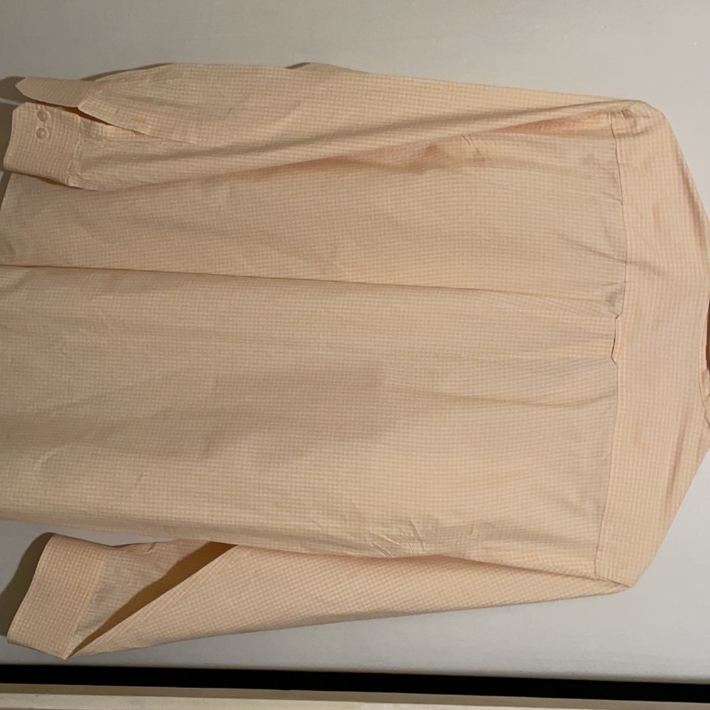 Medium Izod button down shirt. Pale yellow checkered - Picture 4 of 4